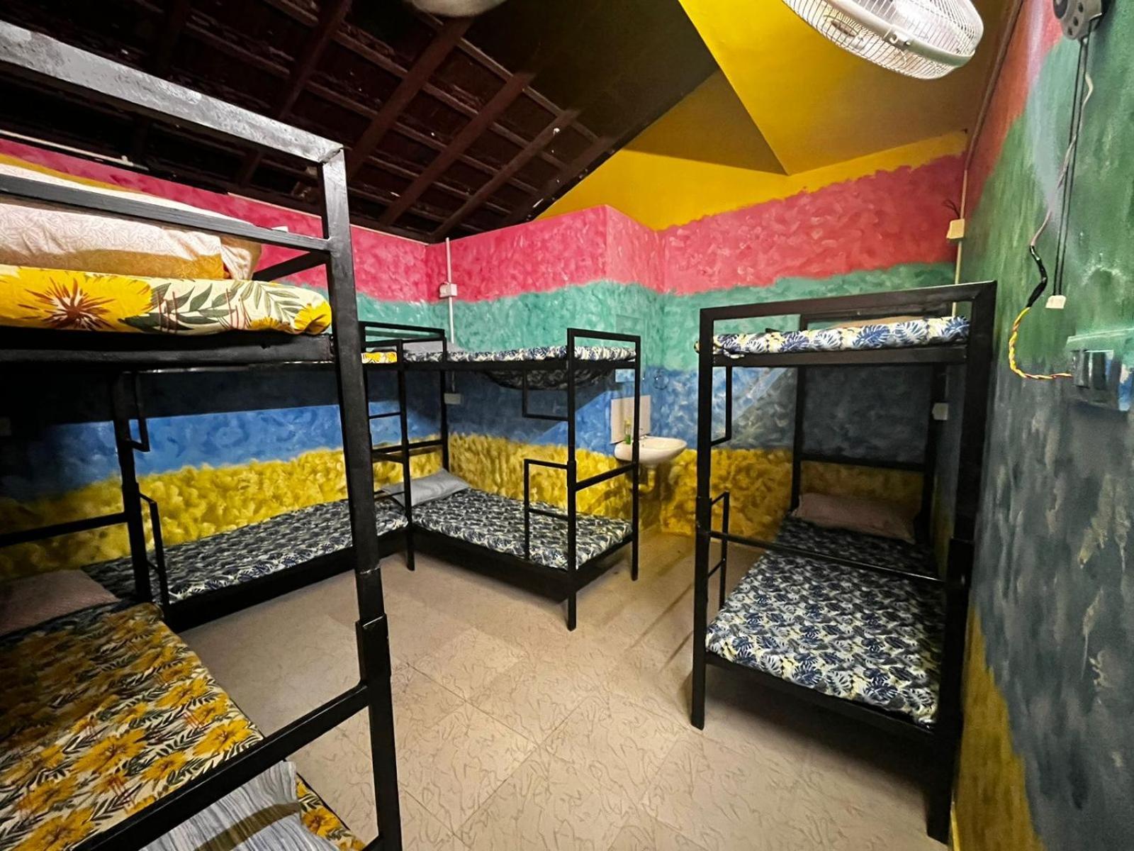 Santa Maria Hostel Munroe Island Mundrothuruth Екстериор снимка