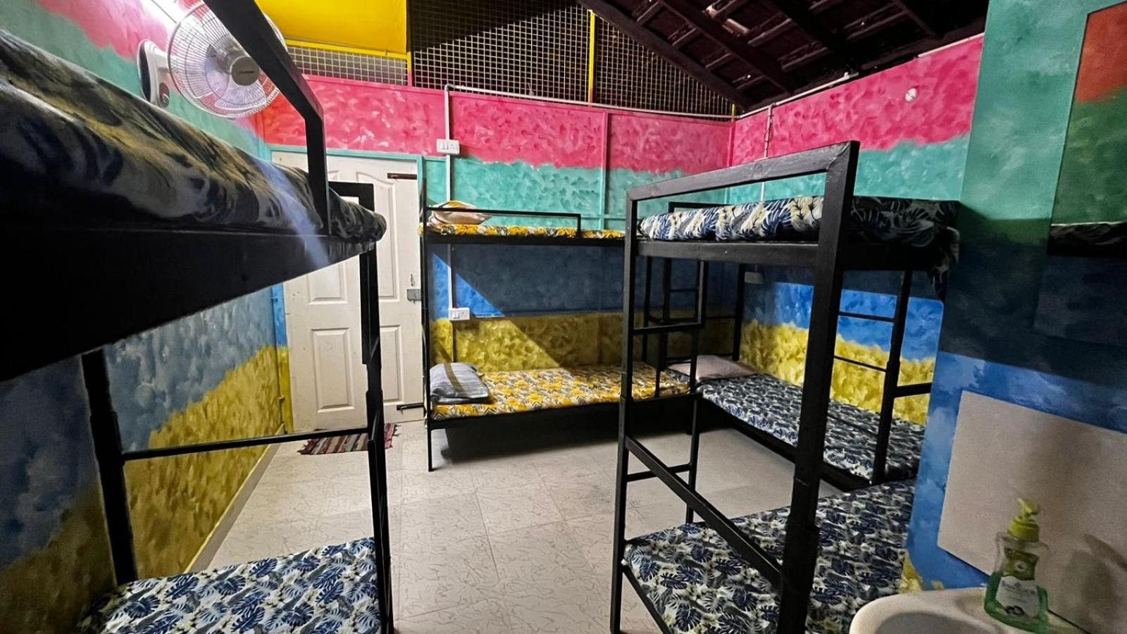 Santa Maria Hostel Munroe Island Mundrothuruth Екстериор снимка