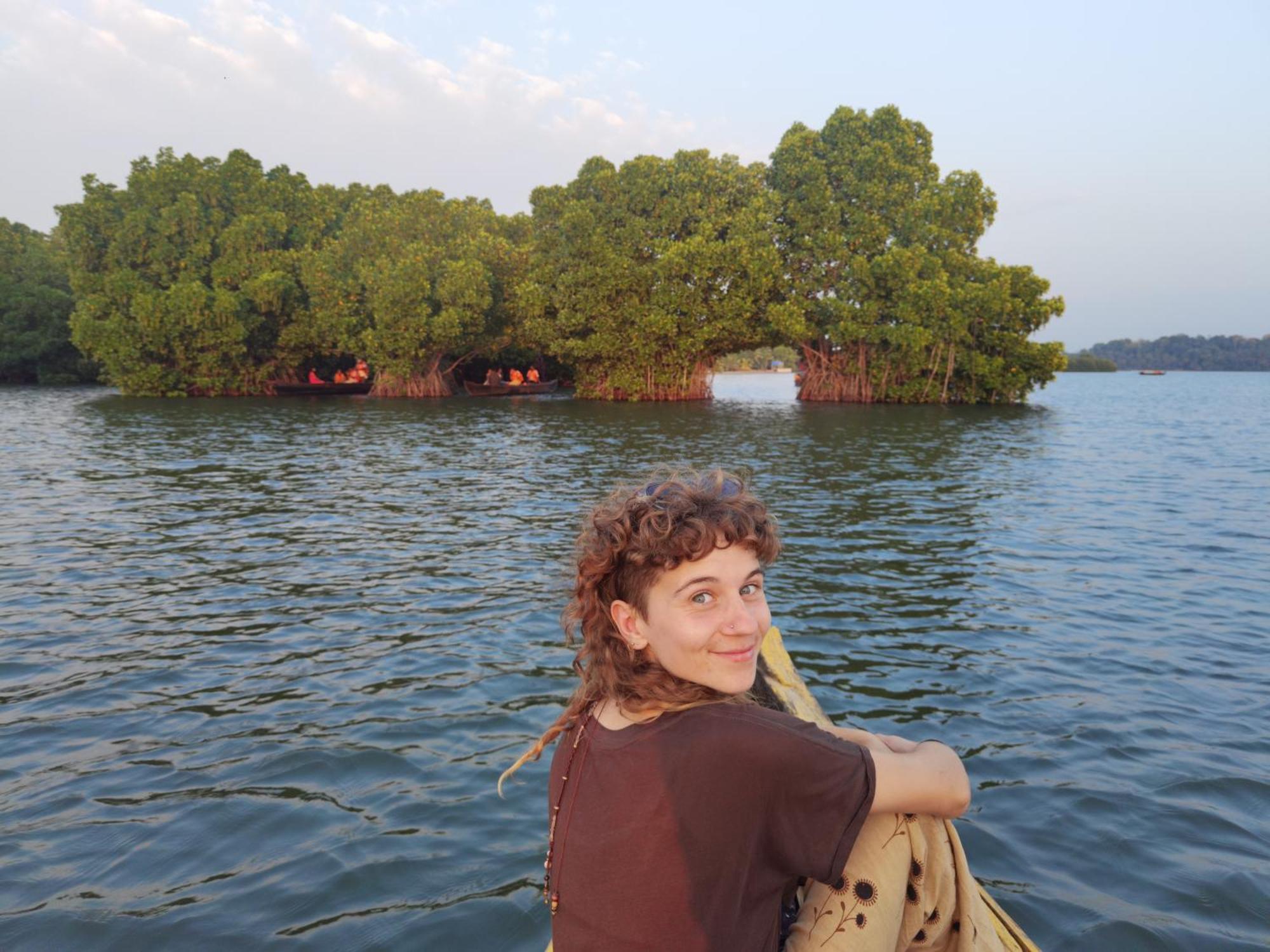 Santa Maria Hostel Munroe Island Mundrothuruth Екстериор снимка